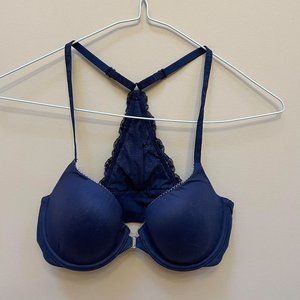 32D Victoria Secret Front-Close Lace Bra